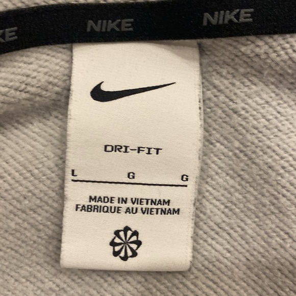 Nike zip up- Large - Brand new - Picture 2 of 2